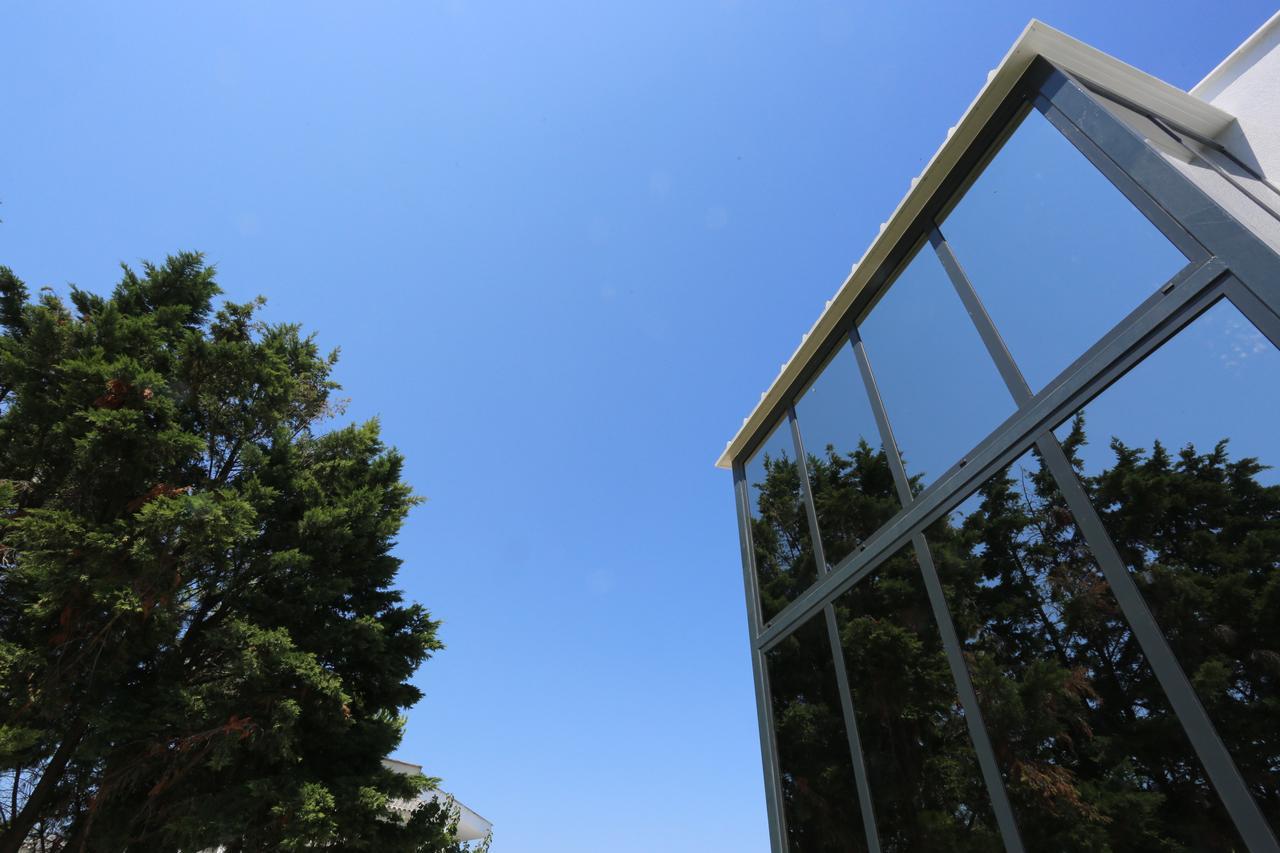 Blue Avenue Aparthotel ปัลลูรี ภายนอก รูปภาพ